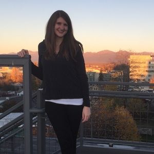 Meet your Posher, Julianne